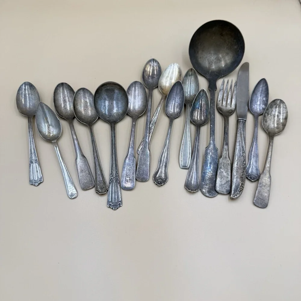 16 Pieces of Misc‎ Vintage Silver Plate Flatware Various Deerfield Bailey Banks